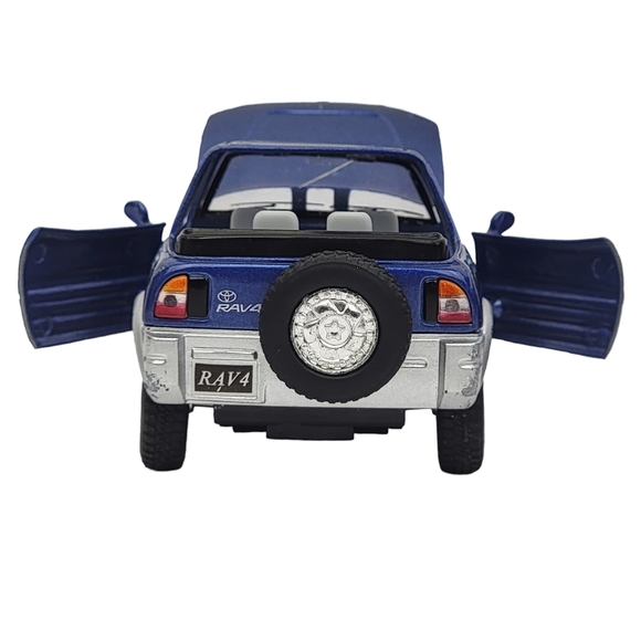 KiNSMART Diecast Merceded Benz X-Class & Toyota RAV 4 Cabriolet - Picture 7 of 11